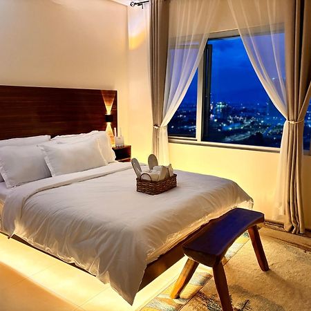 La Amore Place Pasig City Екстериор снимка