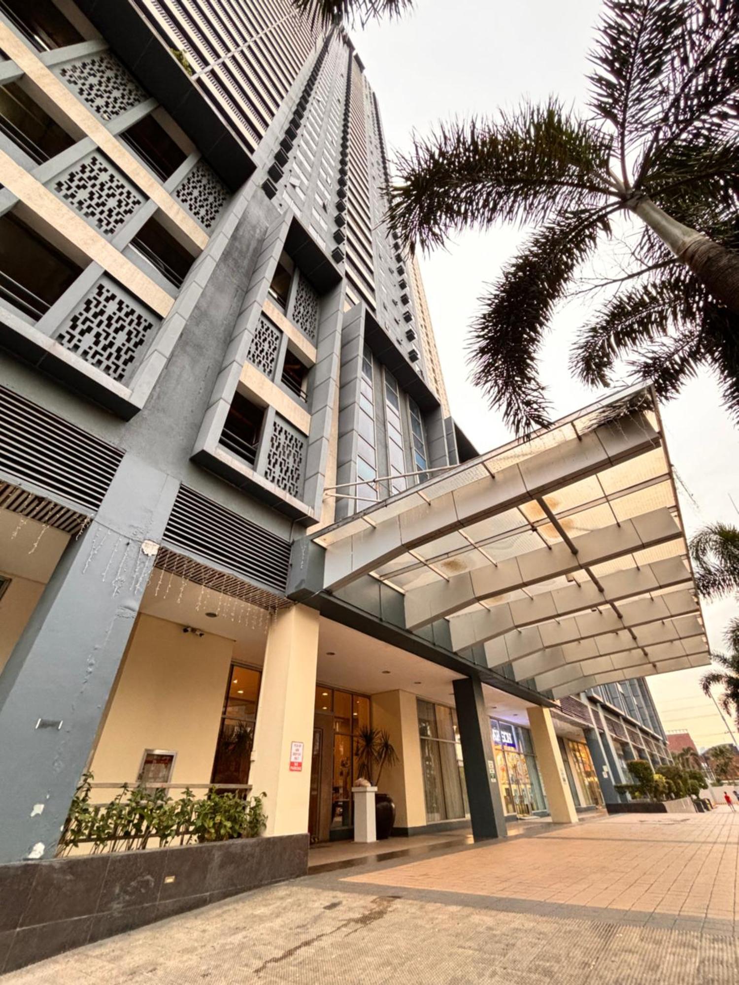 La Amore Place Pasig City Екстериор снимка