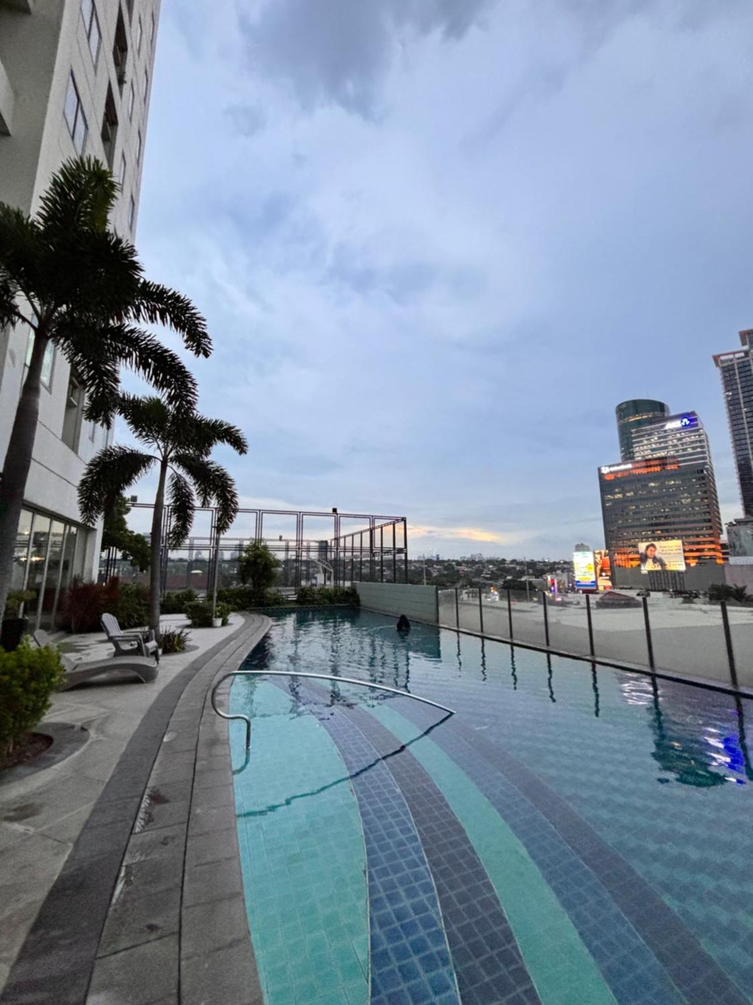 La Amore Place Pasig City Екстериор снимка