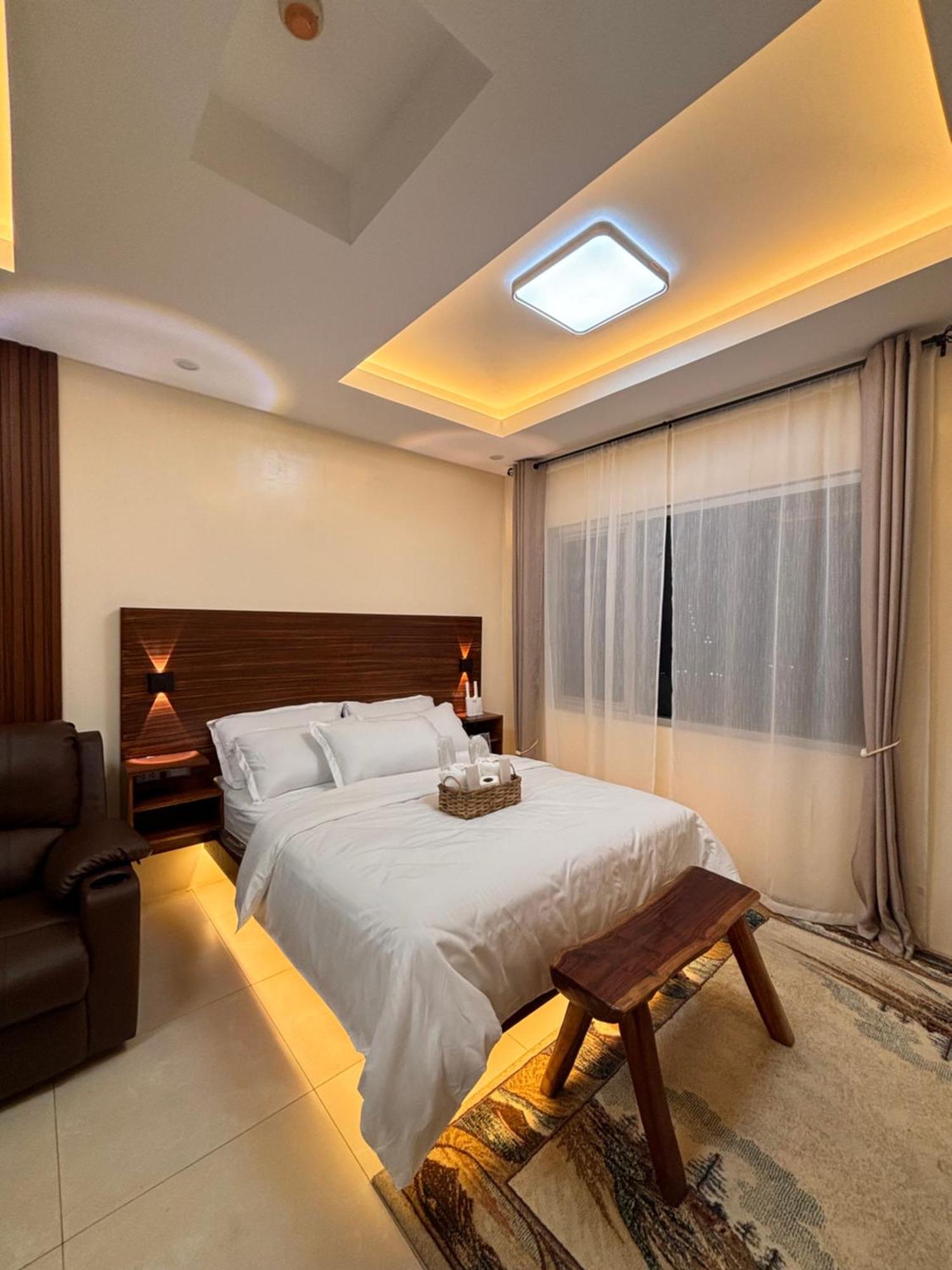La Amore Place Pasig City Екстериор снимка