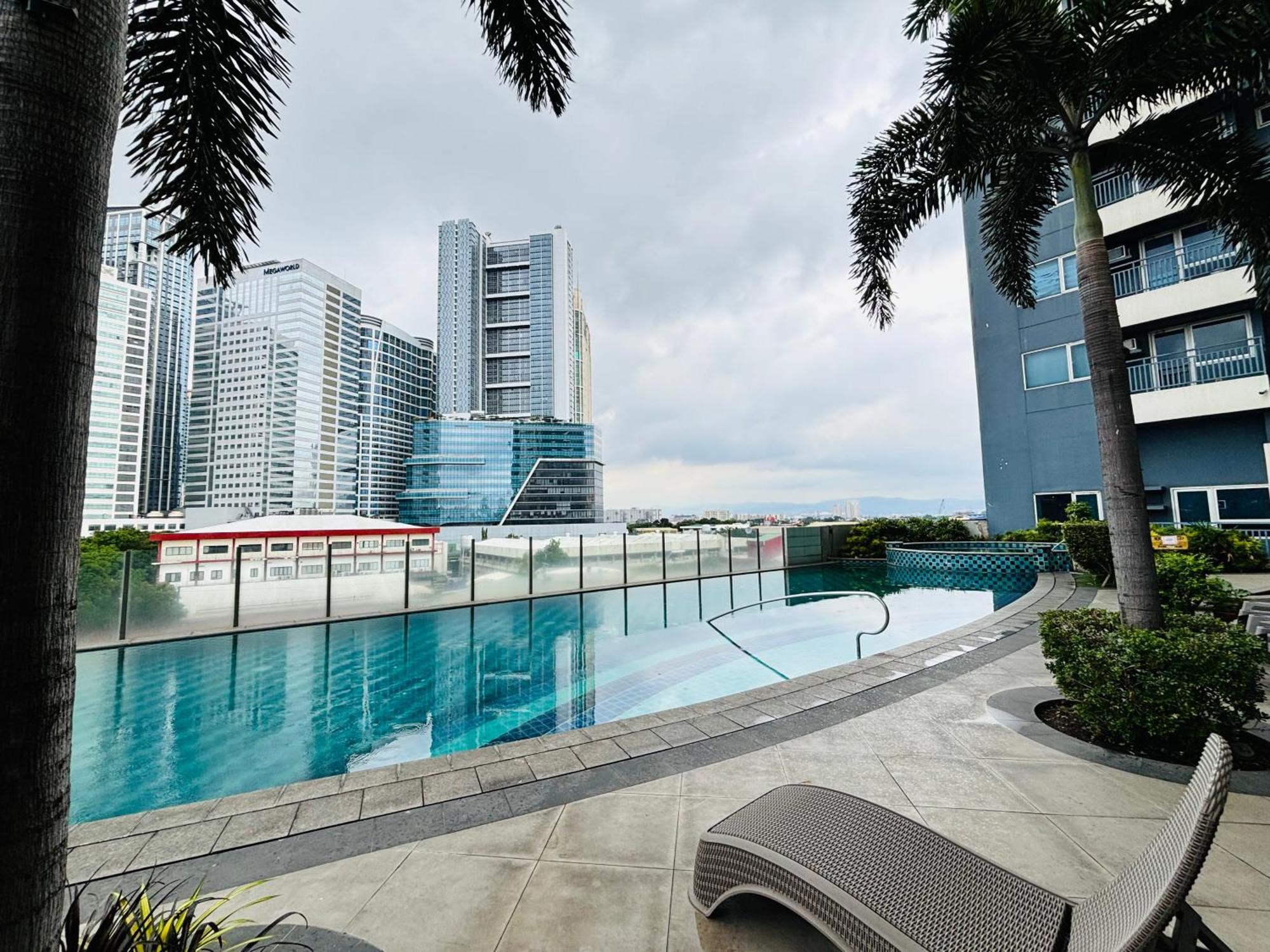 La Amore Place Pasig City Екстериор снимка